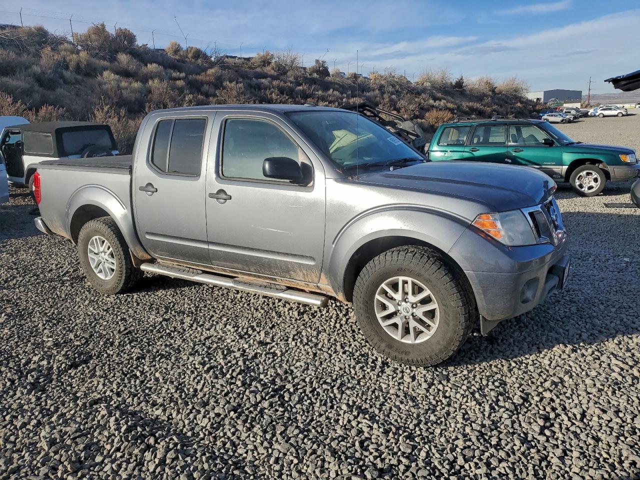 2017 NISSAN FRONTIER S photo 4