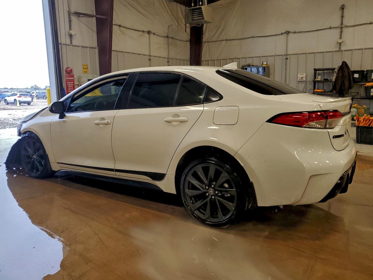 2025 TOYOTA COROLLA SE photo 2