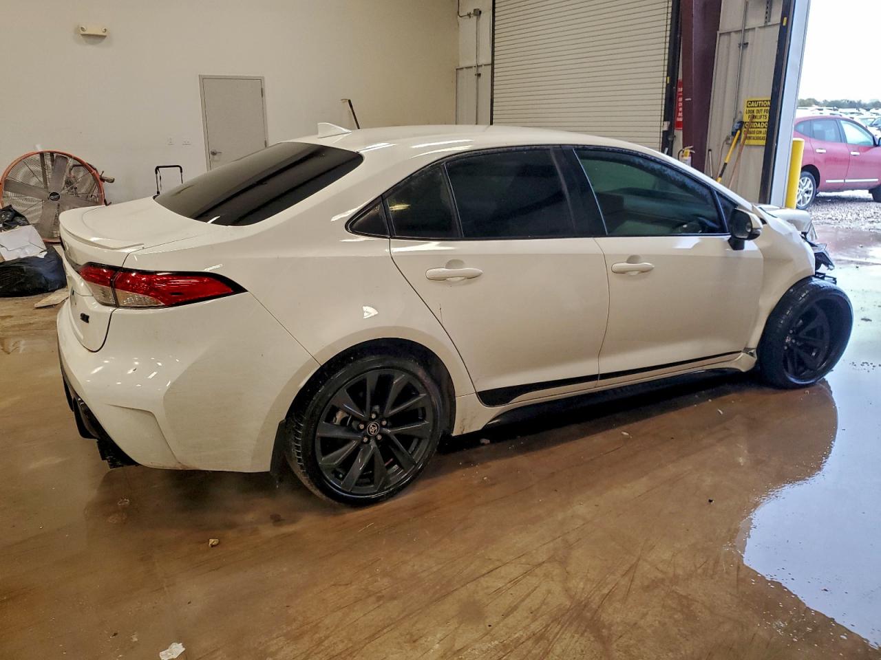2025 TOYOTA COROLLA SE photo 3