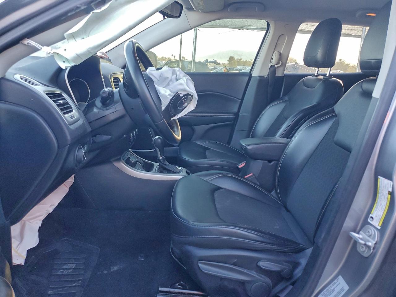 2017 JEEP COMPASS LATITUDE photo 7