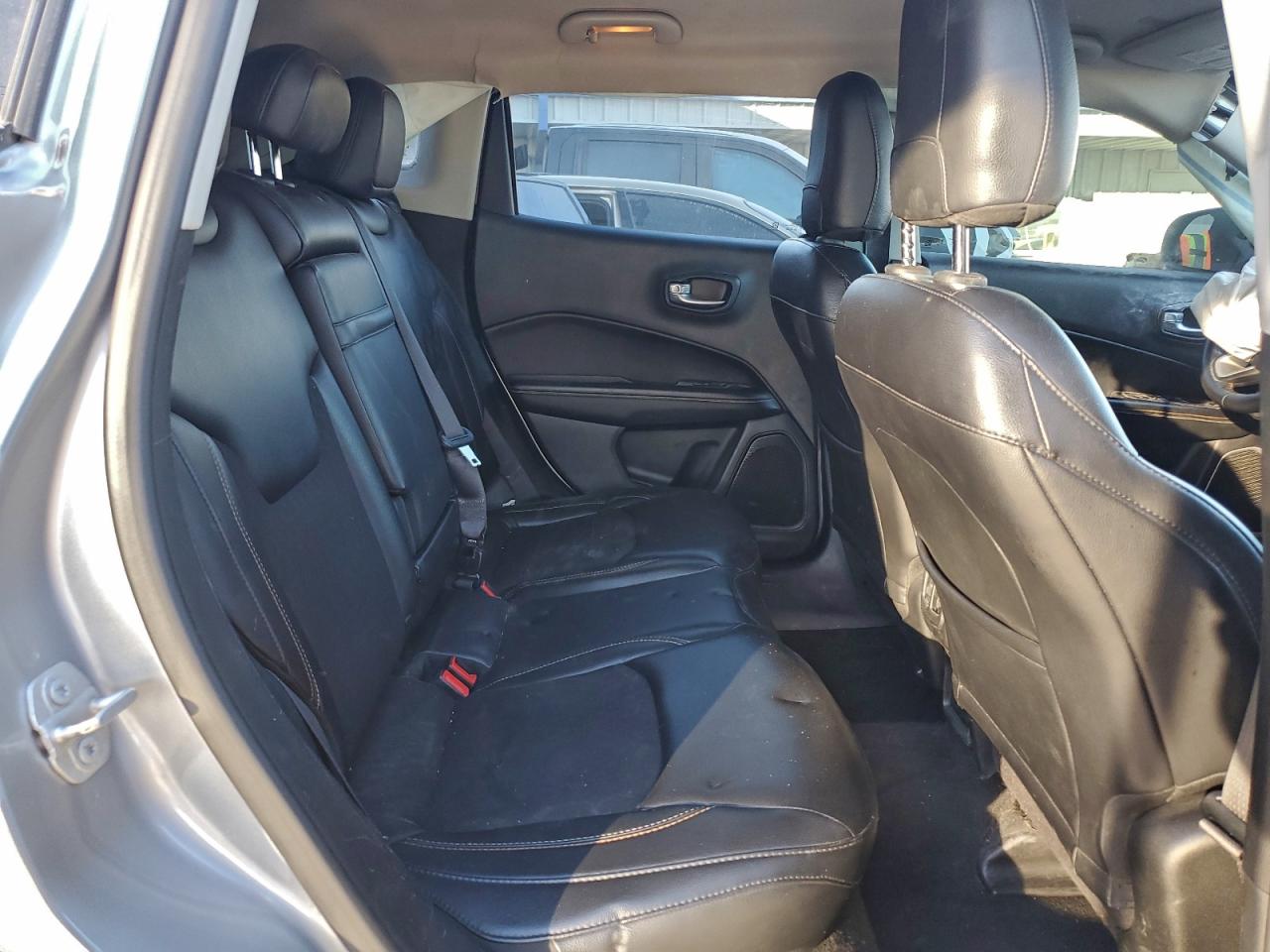 2017 JEEP COMPASS LATITUDE photo 11