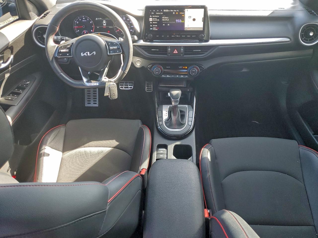 2023 KIA FORTE GT photo 8