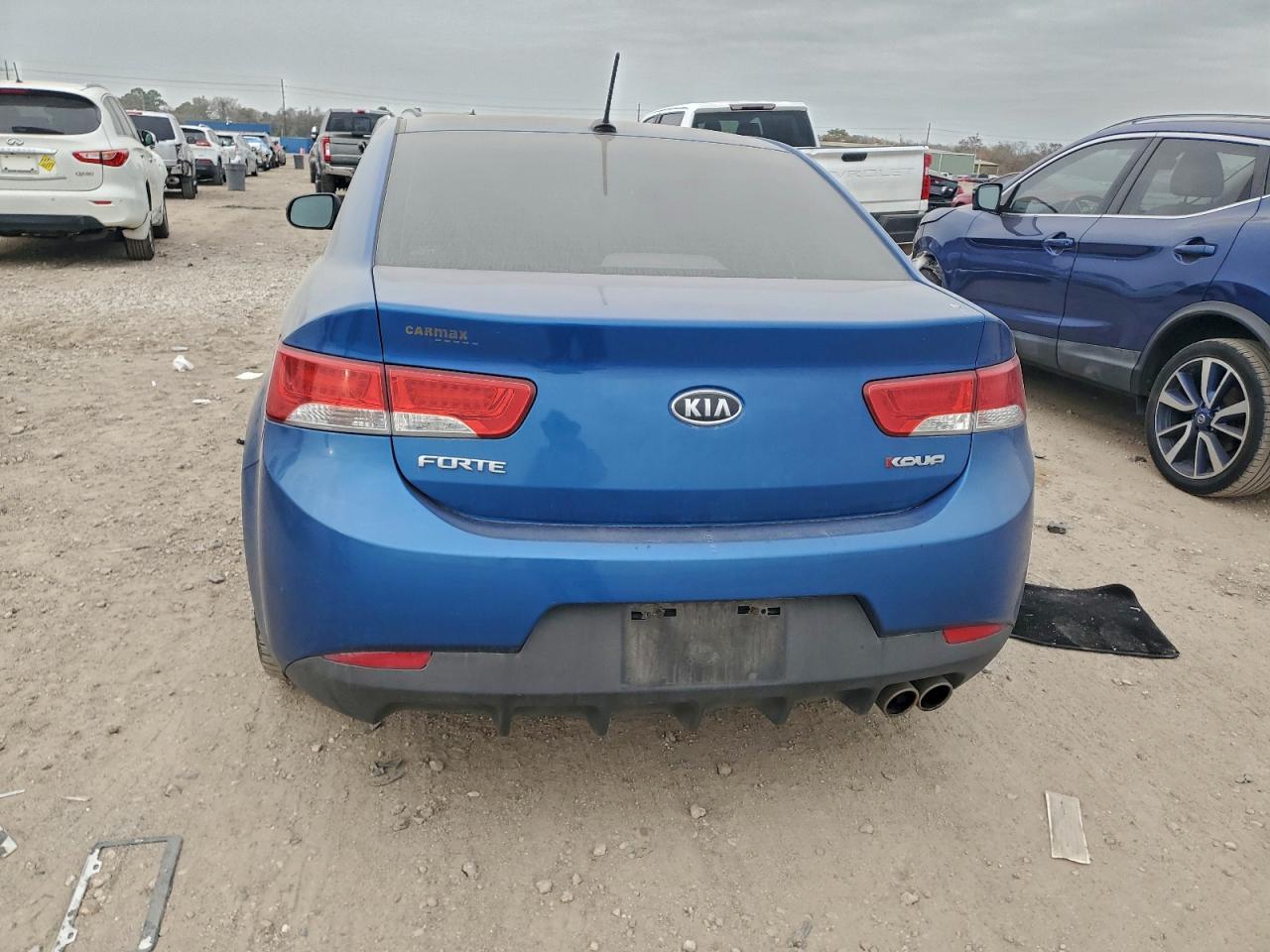 2013 KIA FORTE photo 6