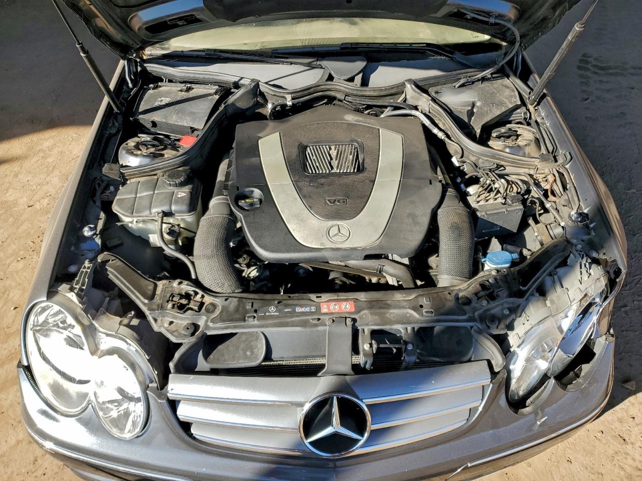 2009 MERCEDES-BENZ CLK 350 photo 21