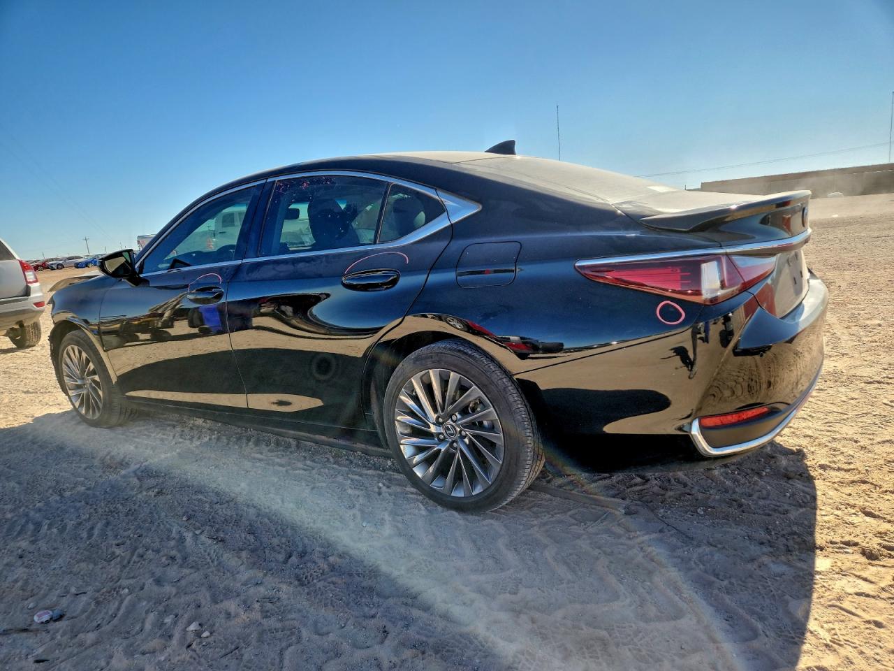 2024 LEXUS ES 300H BASE photo 3