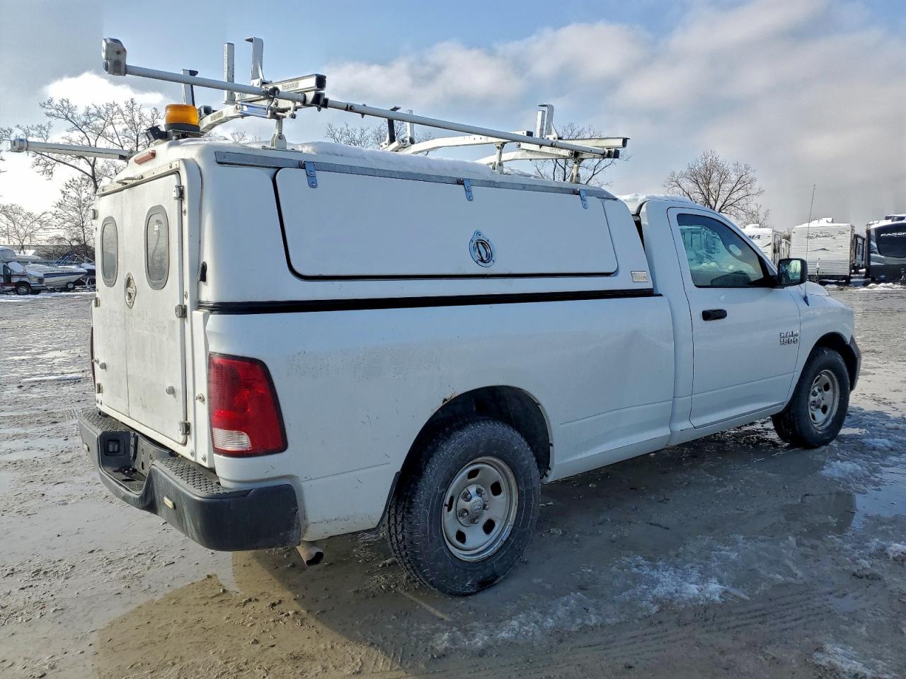2013 RAM 1500 ST photo 5