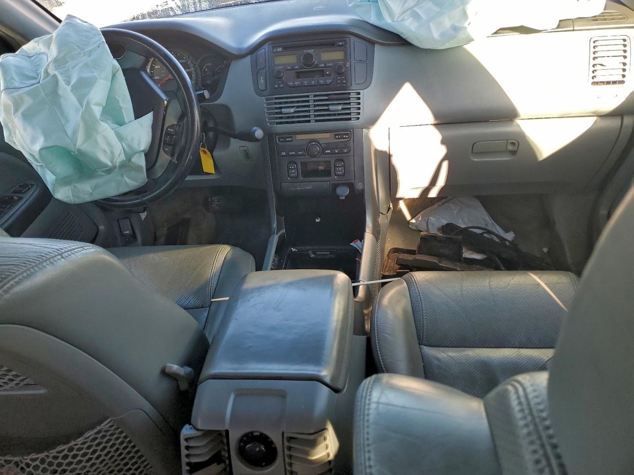 2004 HONDA PILOT EXL photo 8