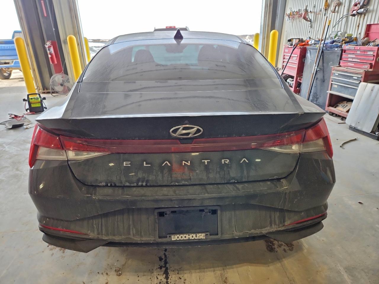 2023 HYUNDAI ELANTRA SE photo 6