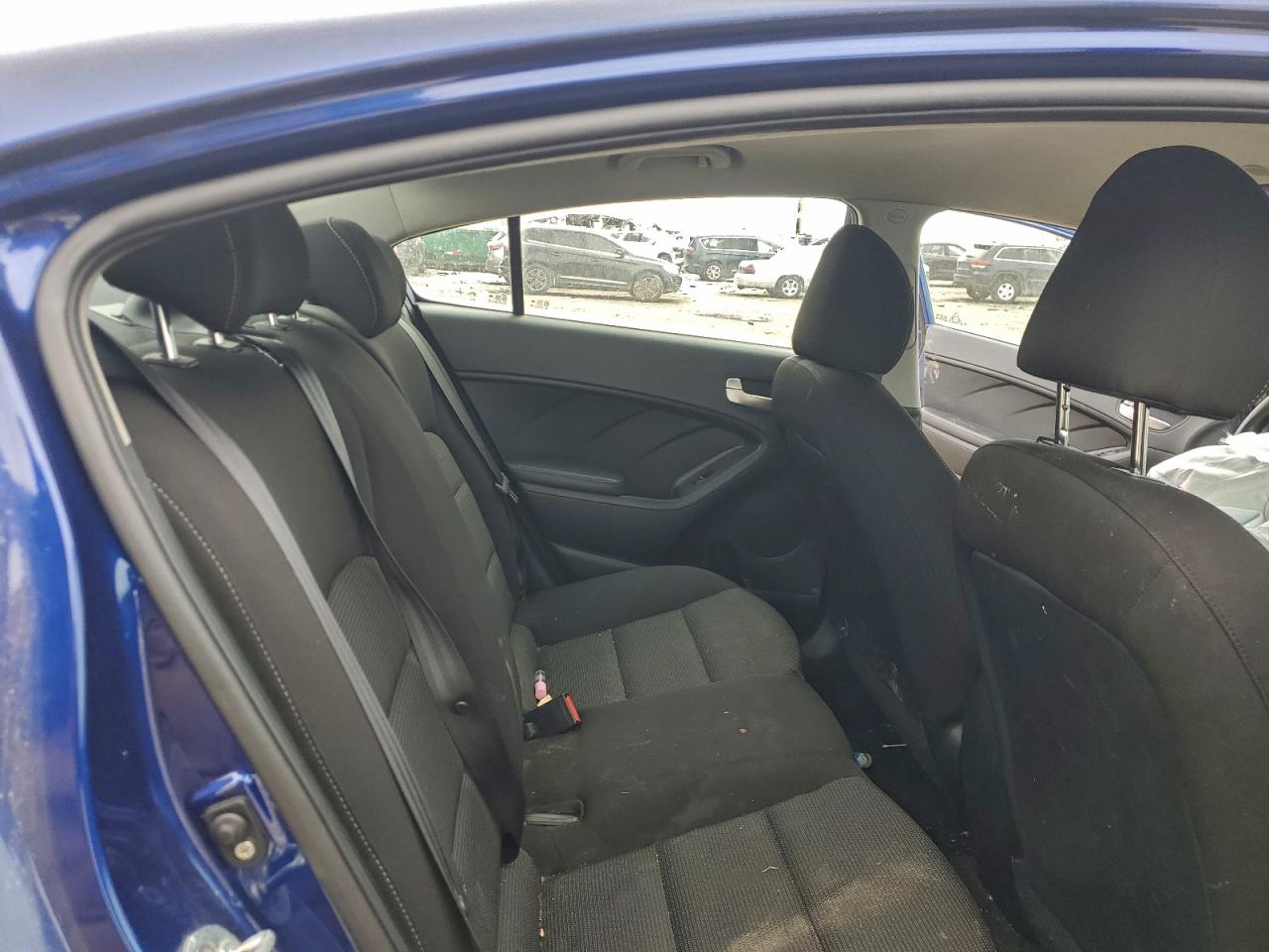 2017 KIA FORTE LX photo 10