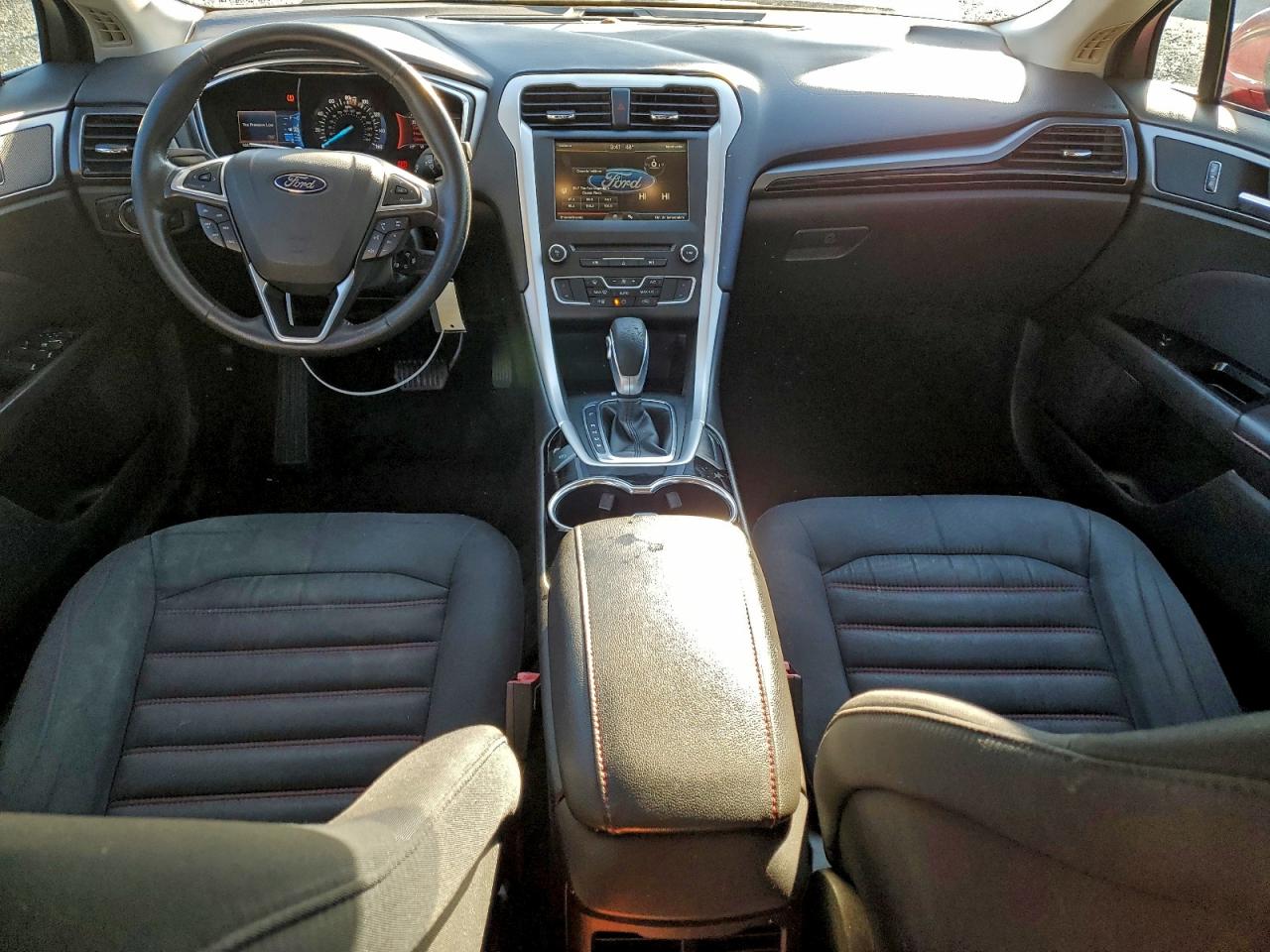 2016 FORD FUSION SE photo 8