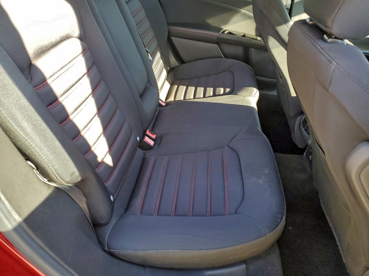 2016 FORD FUSION SE photo 10
