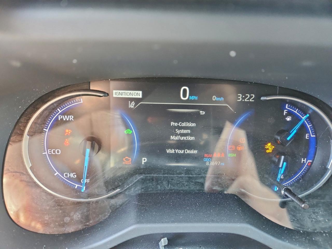 2019 TOYOTA RAV4 XSE photo 9