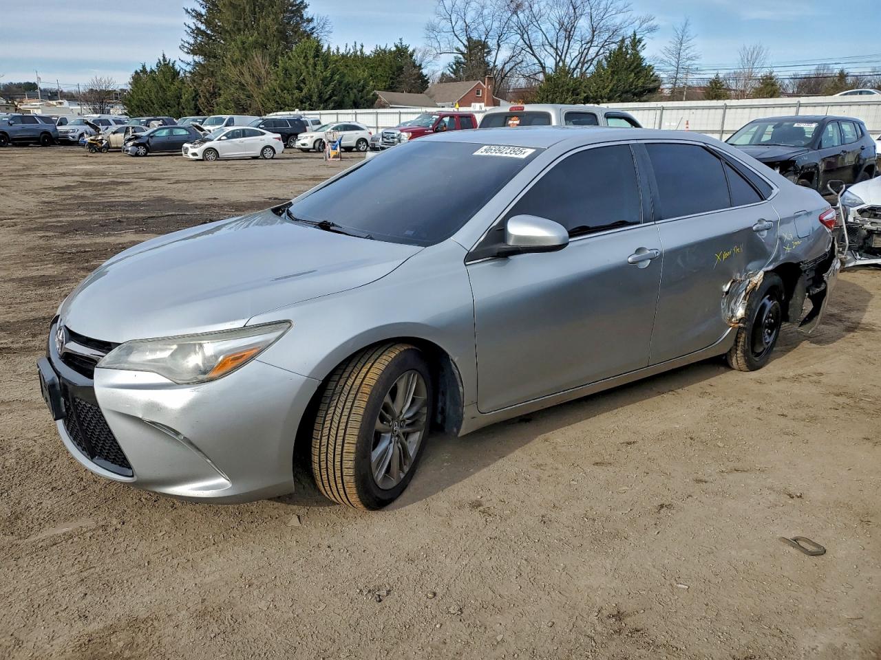 2016 TOYOTA CAMRY