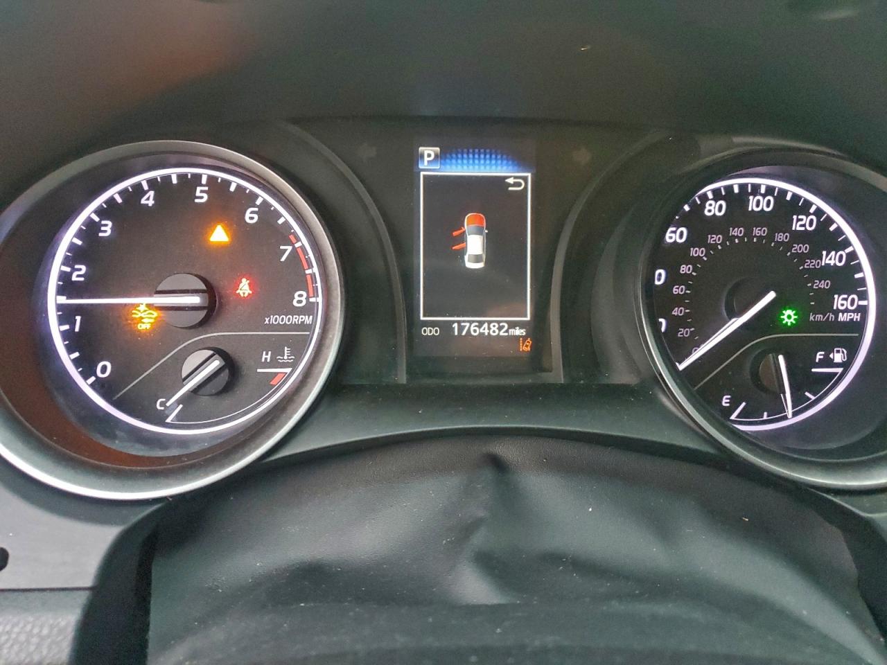 2021 TOYOTA CAMRY SE photo 9