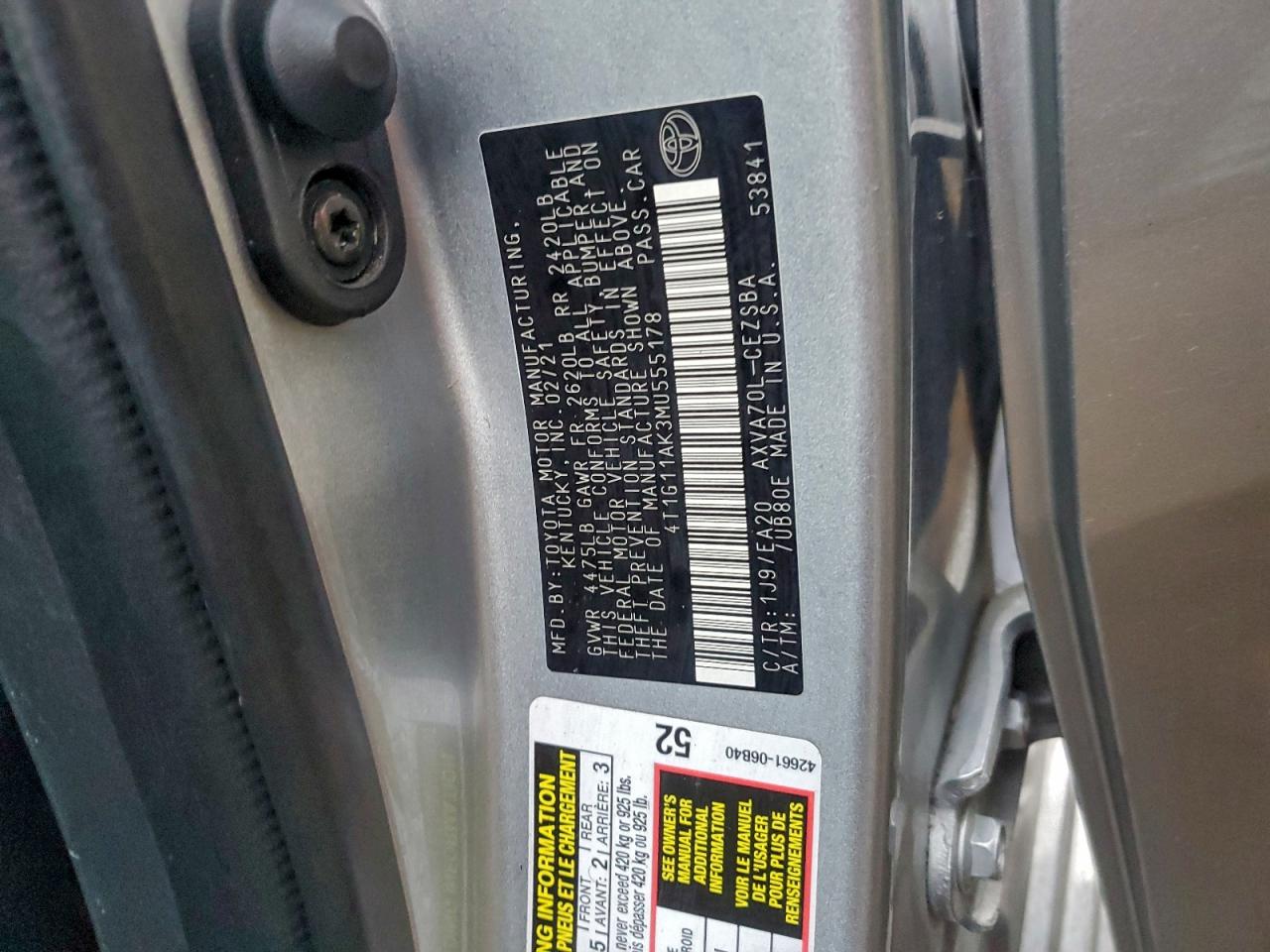 2021 TOYOTA CAMRY SE photo 13