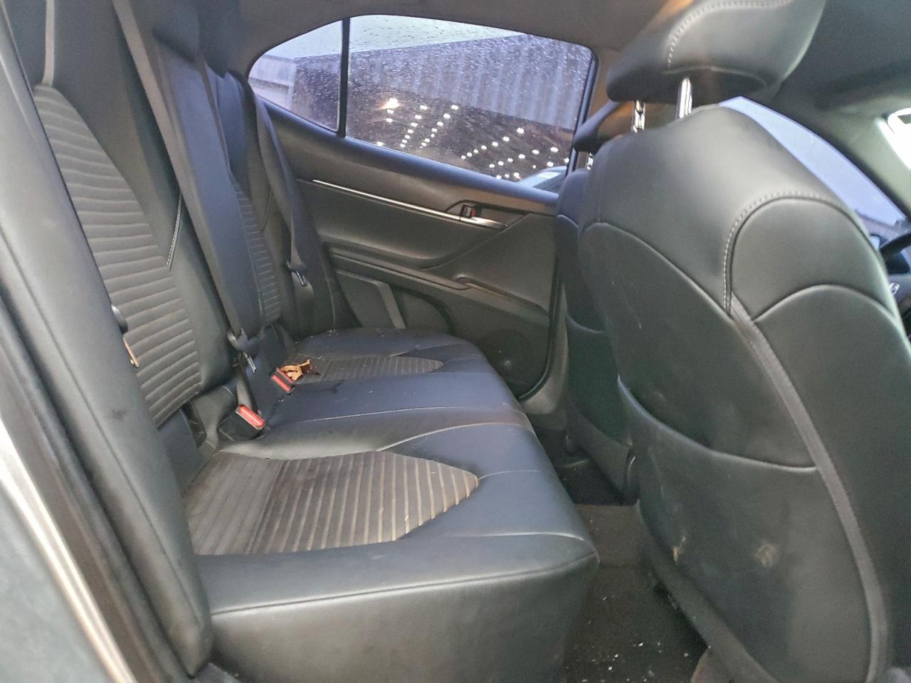 2021 TOYOTA CAMRY SE photo 10