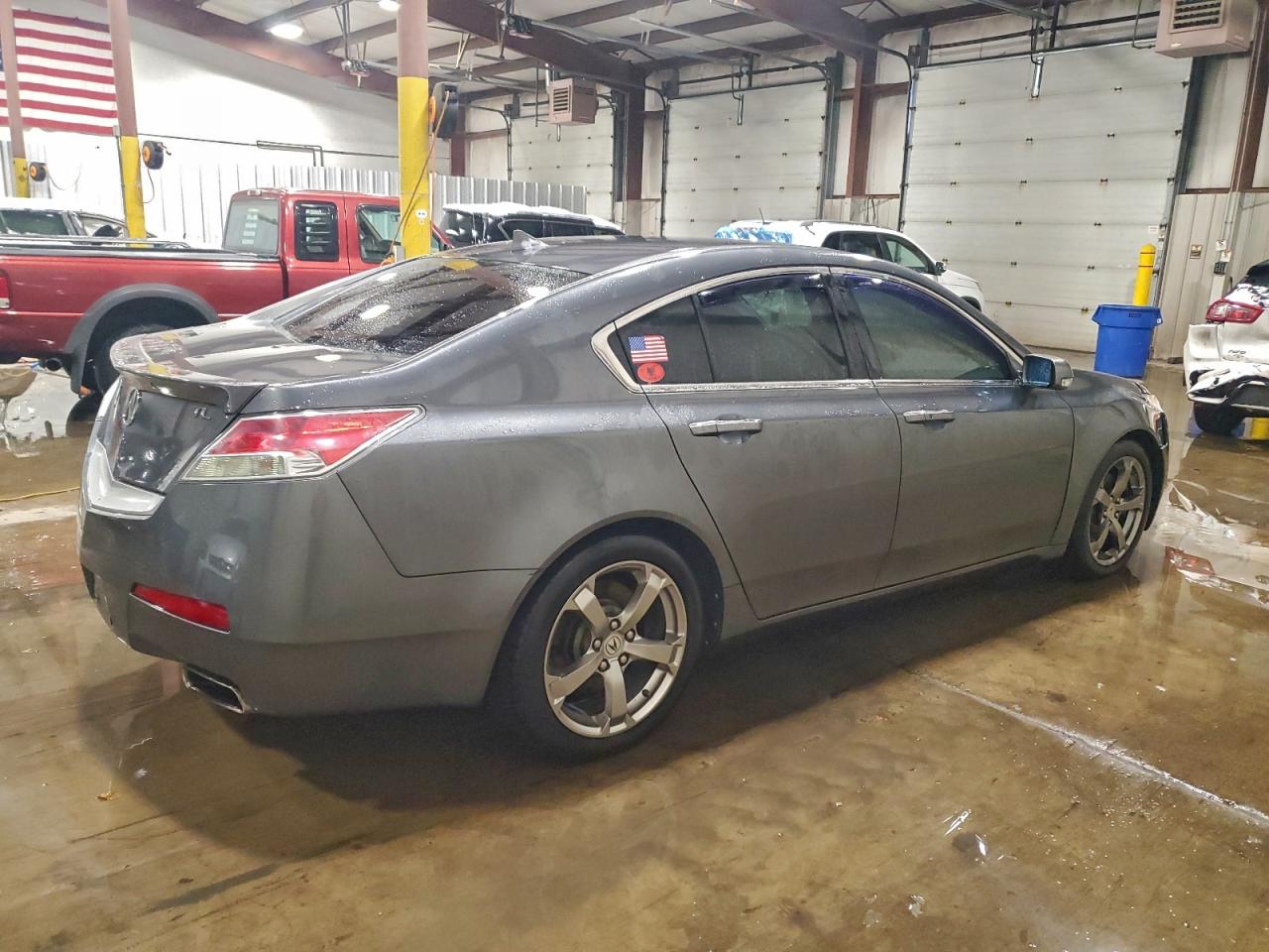 2010 ACURA TL photo 3
