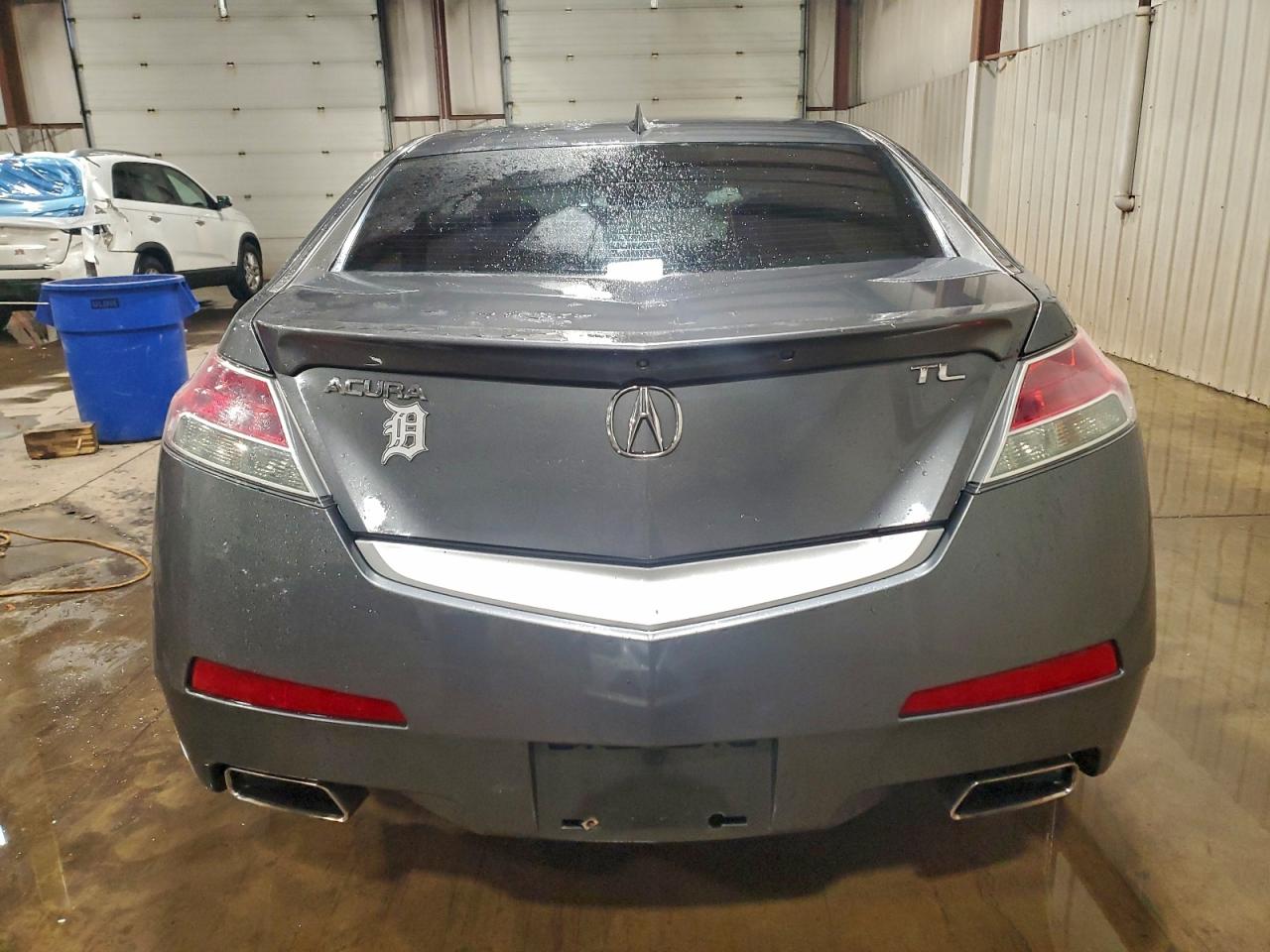 2010 ACURA TL photo 6