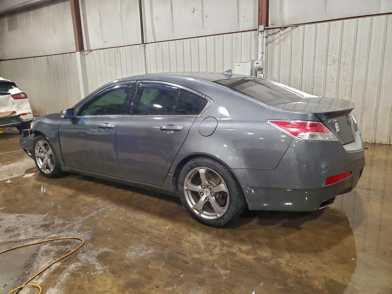 2010 ACURA TL photo 2