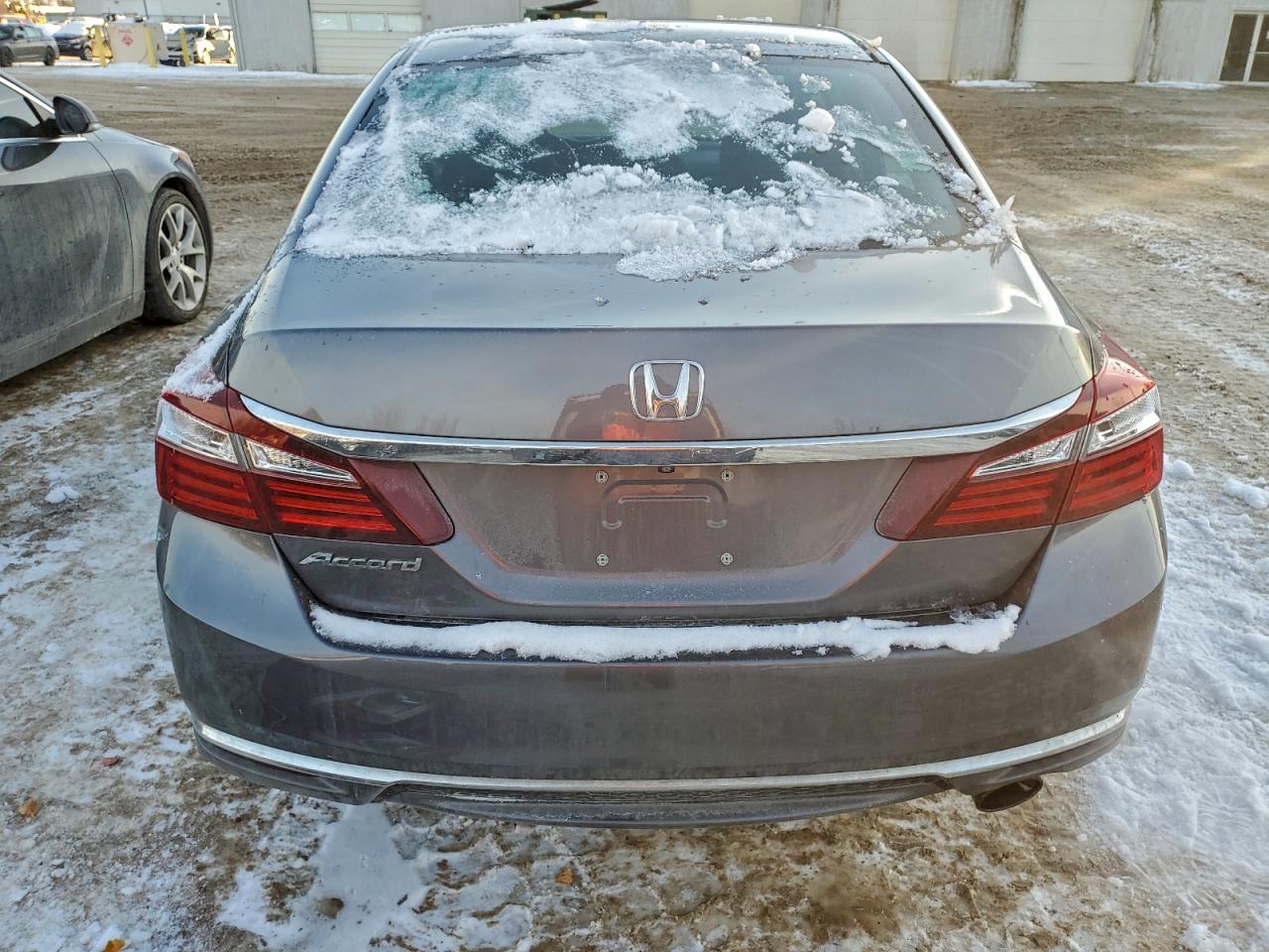 2017 HONDA ACCORD LX photo 6