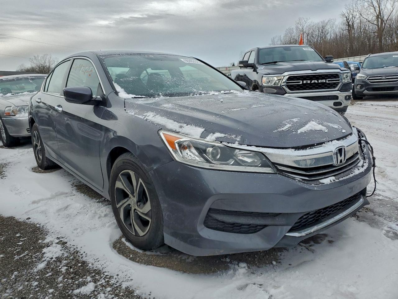 2017 HONDA ACCORD LX photo 4