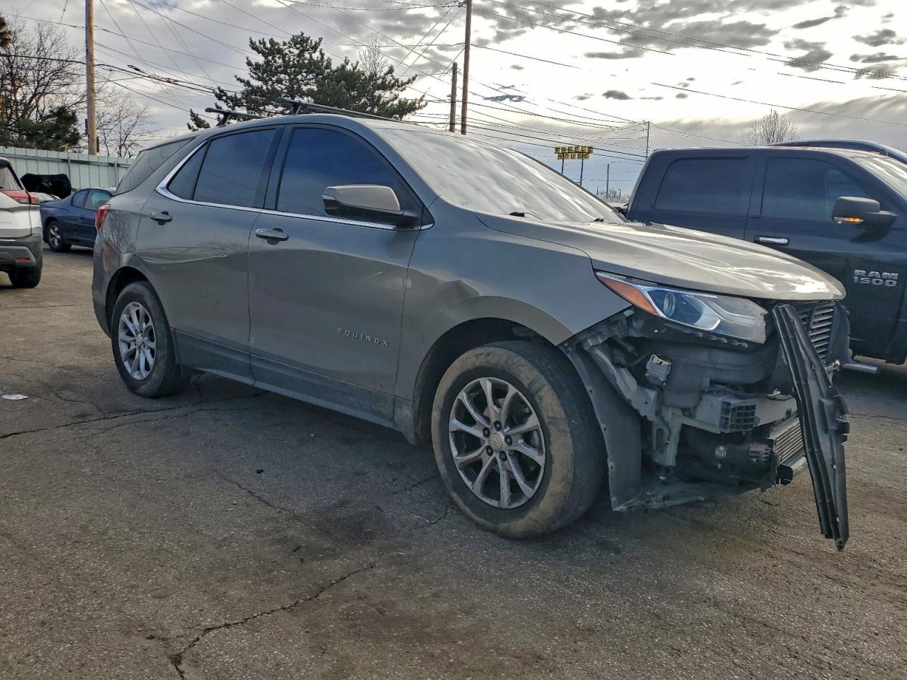 2018 CHEVROLET EQUINOX LT photo 4