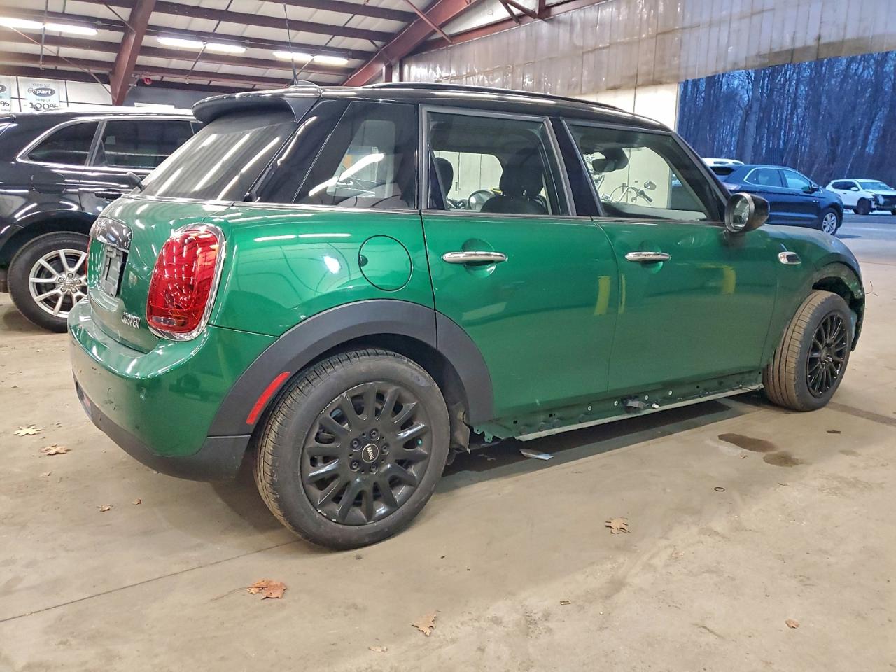 2020 MINI COOPER photo 3