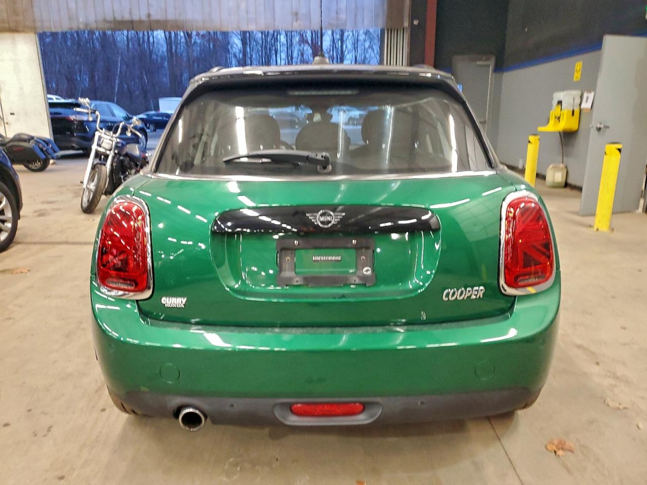 2020 MINI COOPER photo 6