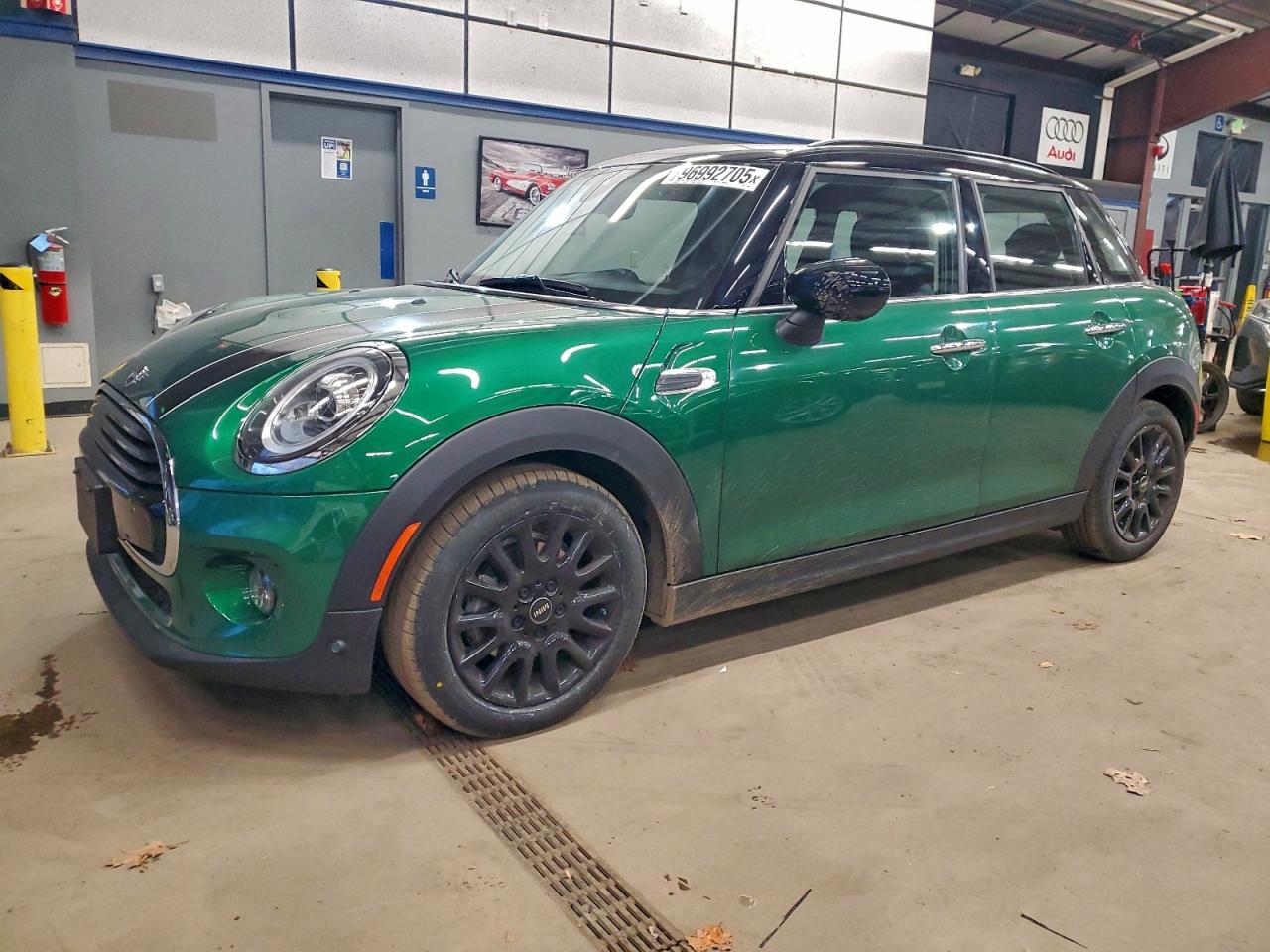 2020 MINI COOPER