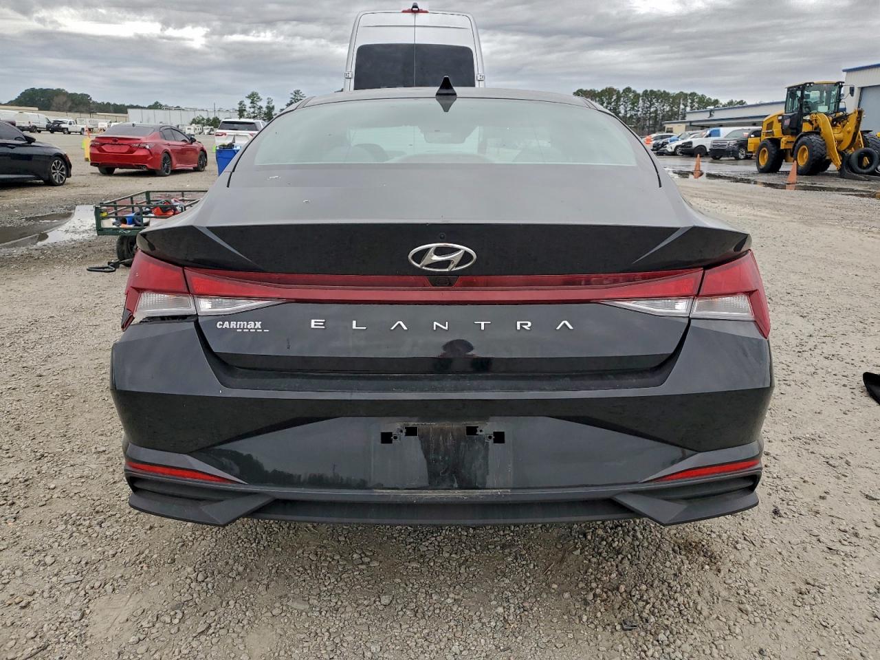 2023 HYUNDAI ELANTRA SEL photo 6