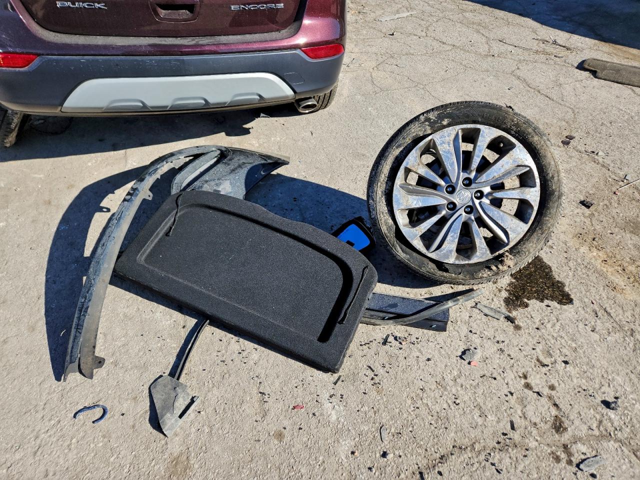 2018 BUICK ENCORE PREFERRED photo 13