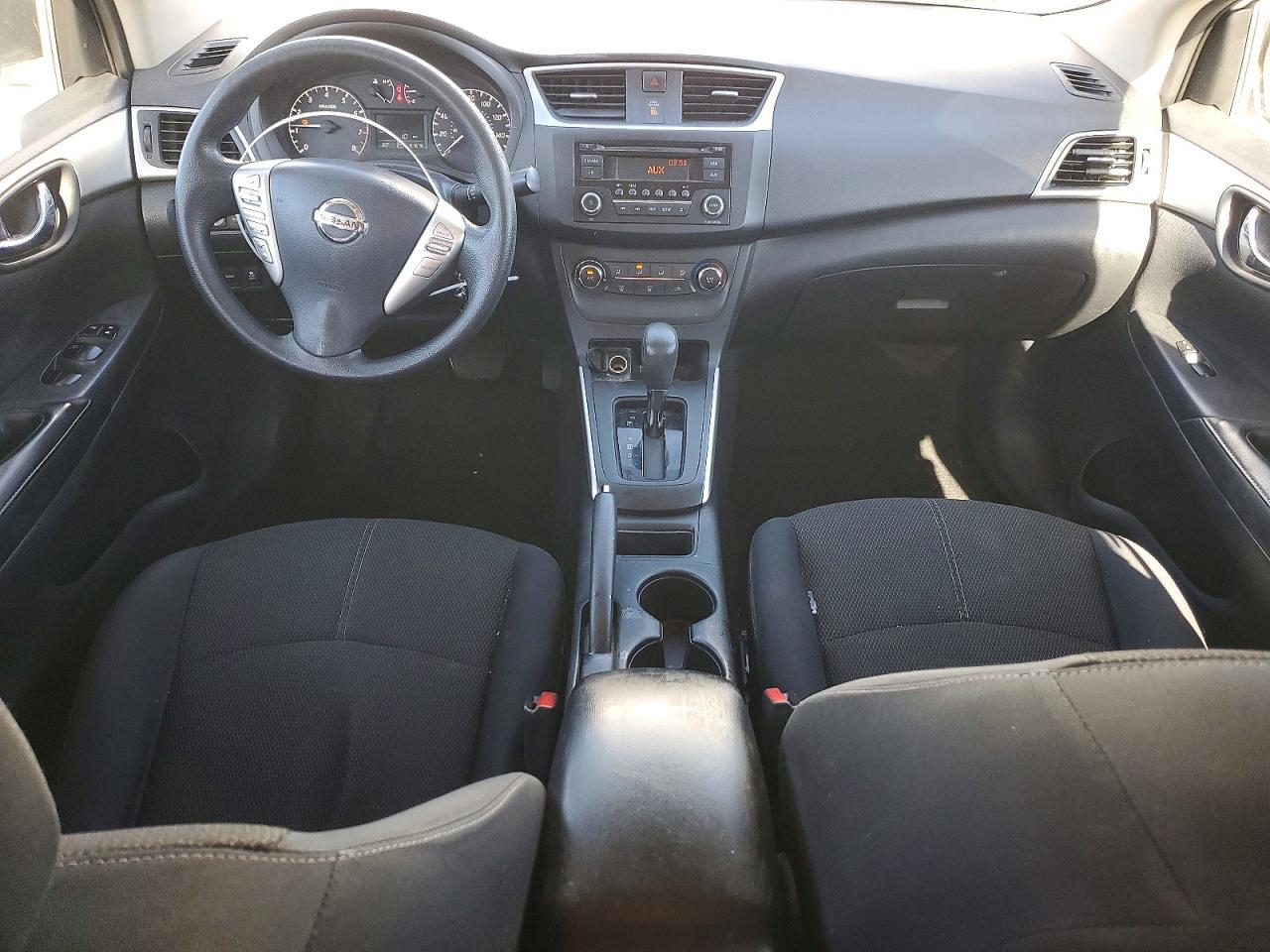 2016 NISSAN SENTRA S photo 8