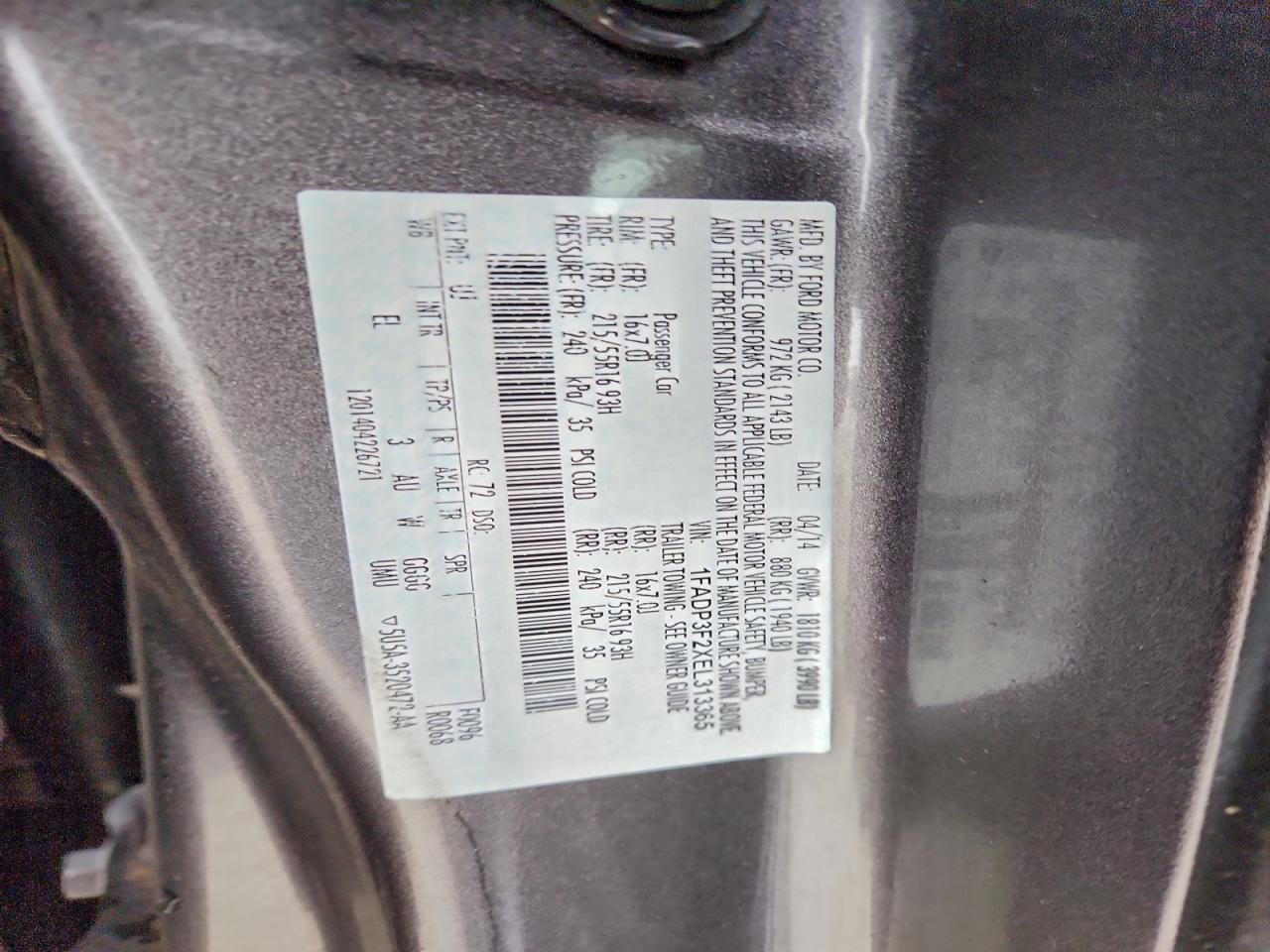 2014 FORD FOCUS SE photo 23