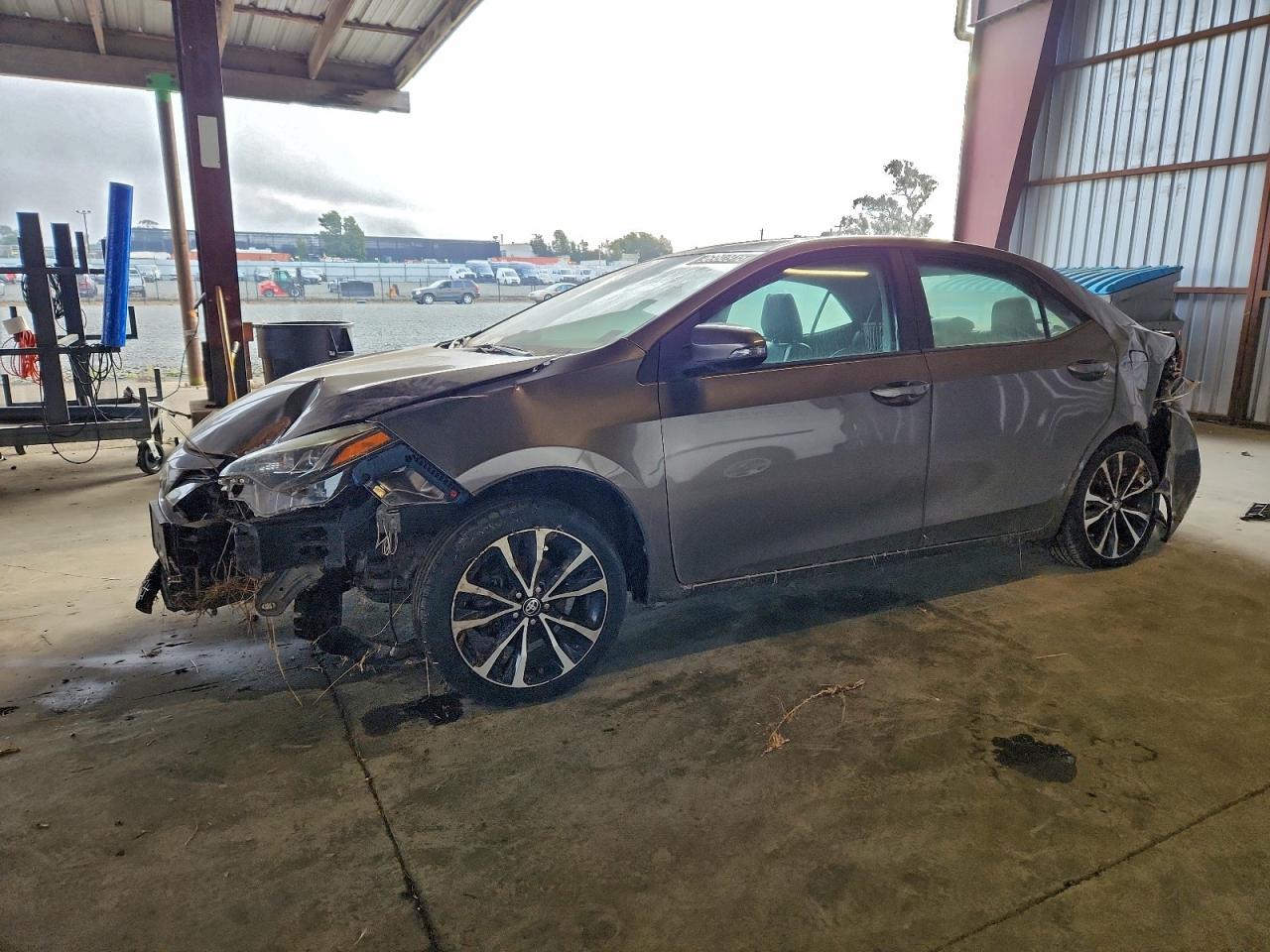2017 TOYOTA COROLLA