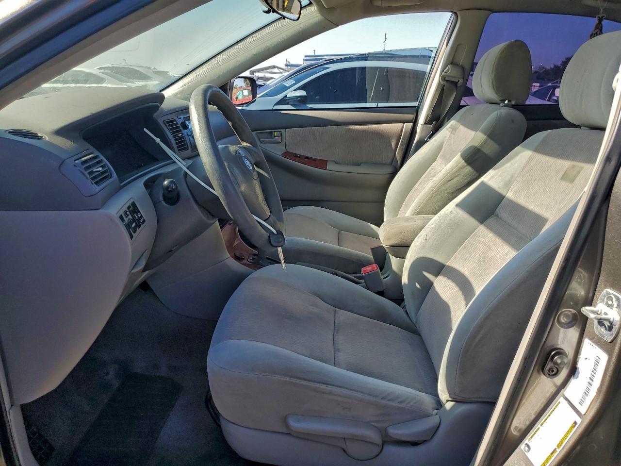2008 TOYOTA COROLLA CE photo 7