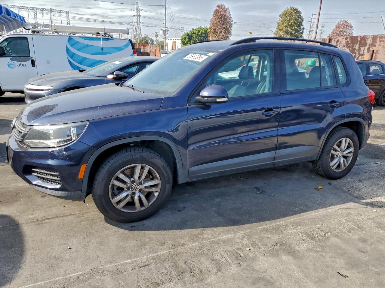 2016 VOLKSWAGEN TIGUAN