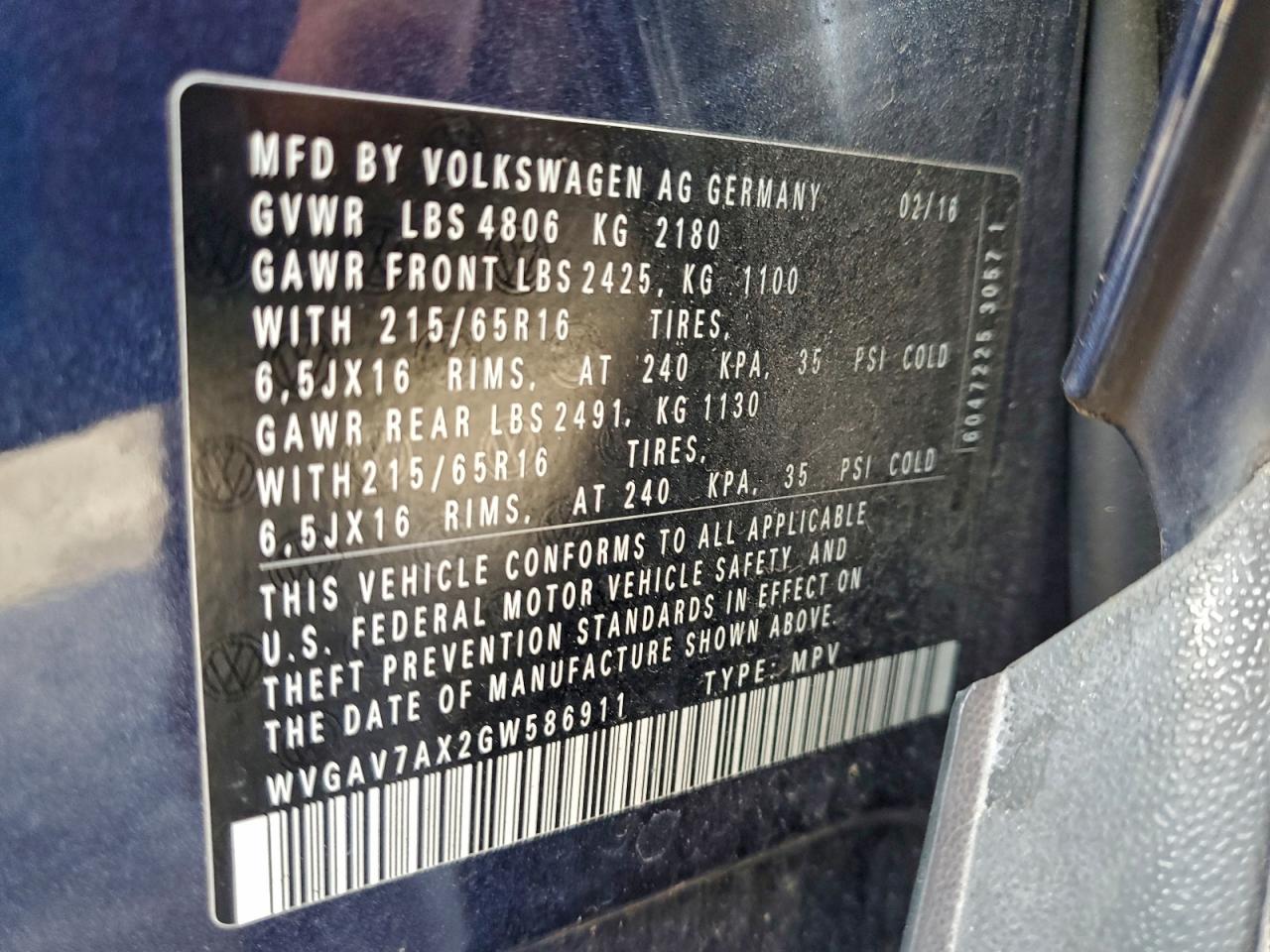 2016 VOLKSWAGEN TIGUAN S photo 12