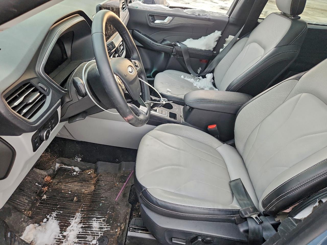 2025 FORD ESCAPE photo 7