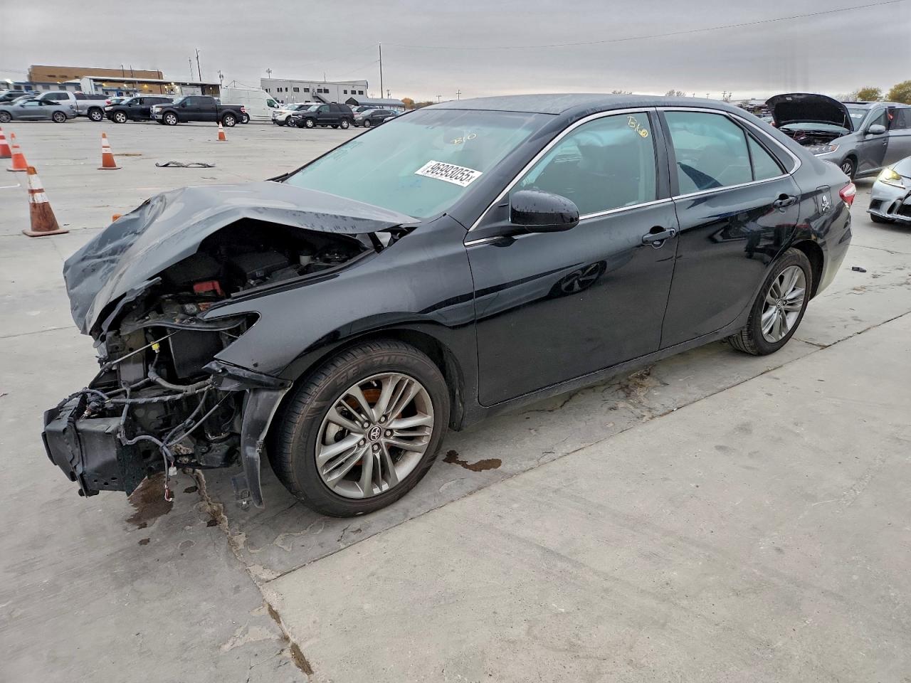2016 TOYOTA CAMRY LE — FRONT END damage — photo 1
