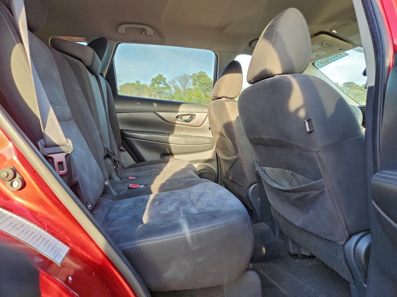 2016 NISSAN ROGUE S photo 11