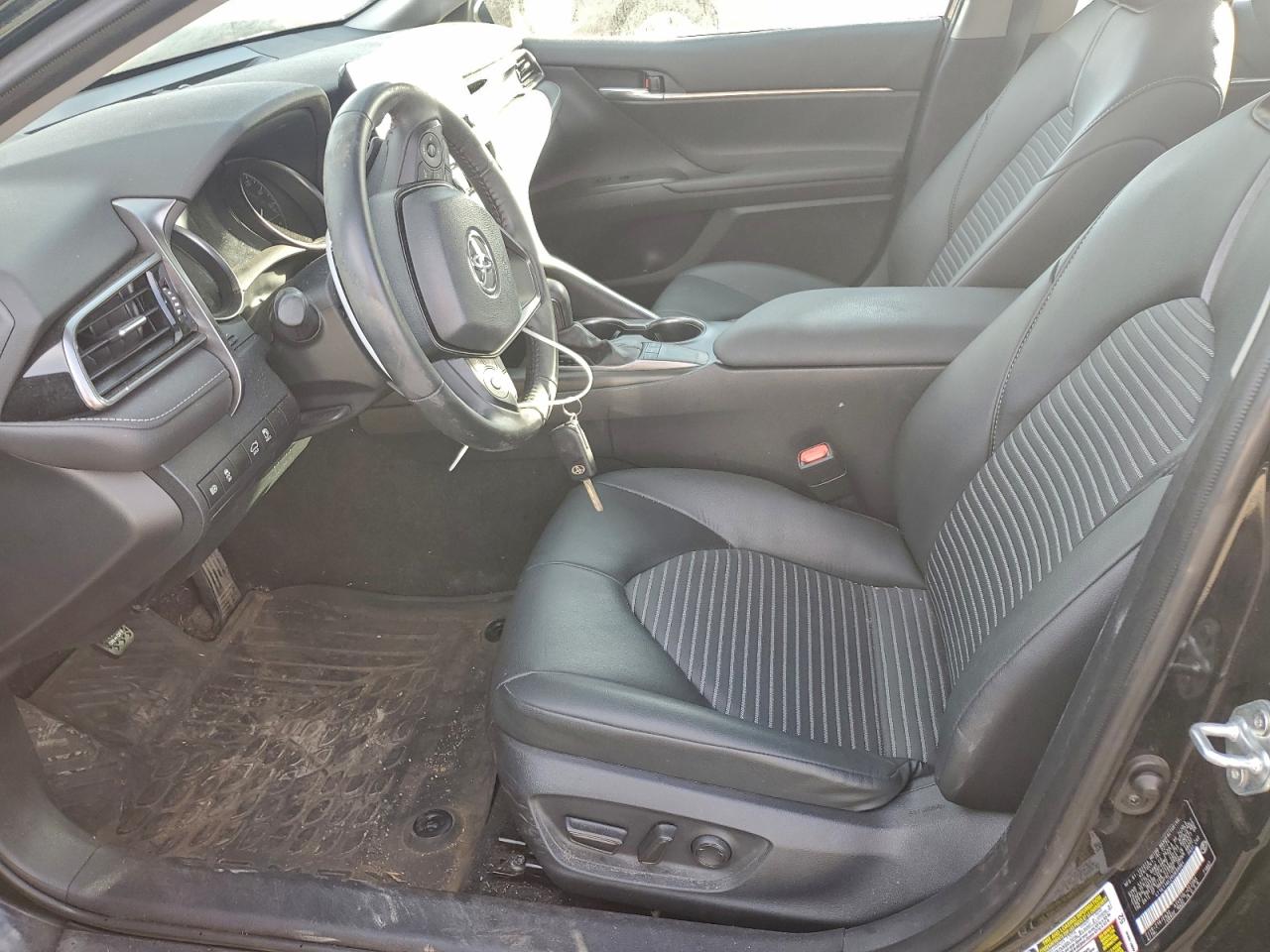 2024 TOYOTA CAMRY SE NIGHT SHADE photo 7