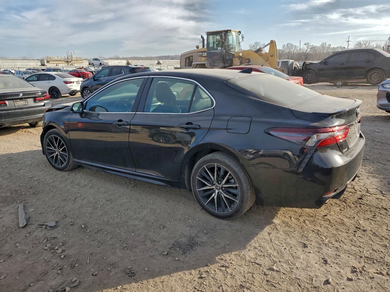 2024 TOYOTA CAMRY SE NIGHT SHADE photo 2