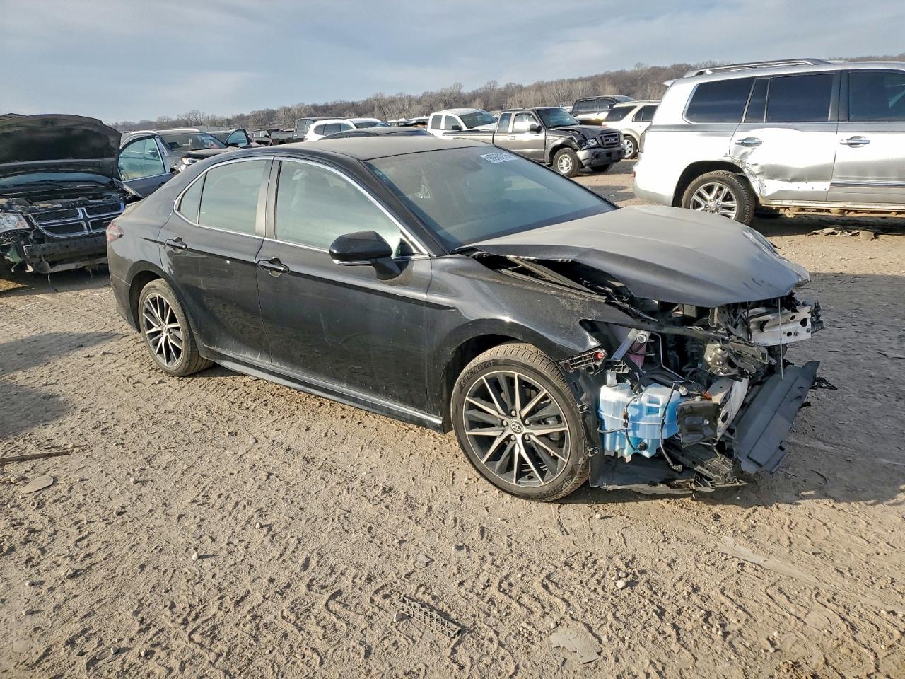 2024 TOYOTA CAMRY SE NIGHT SHADE photo 4