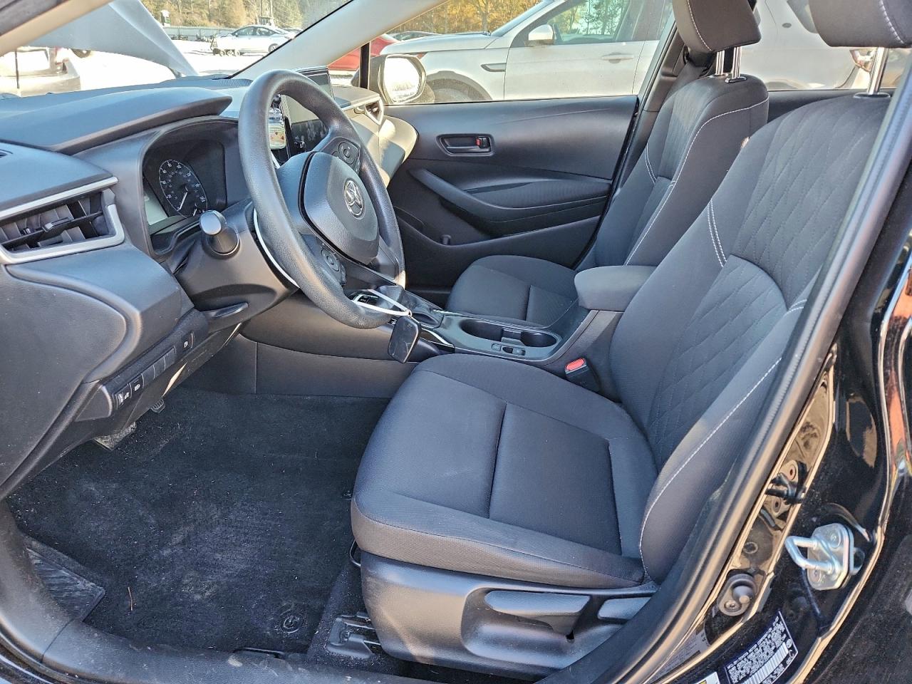 2023 TOYOTA COROLLA LE photo 25