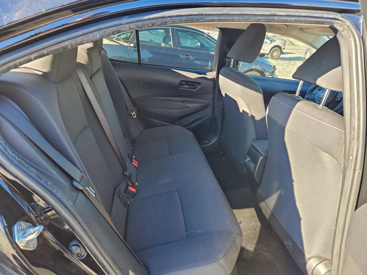 2023 TOYOTA COROLLA LE photo 37