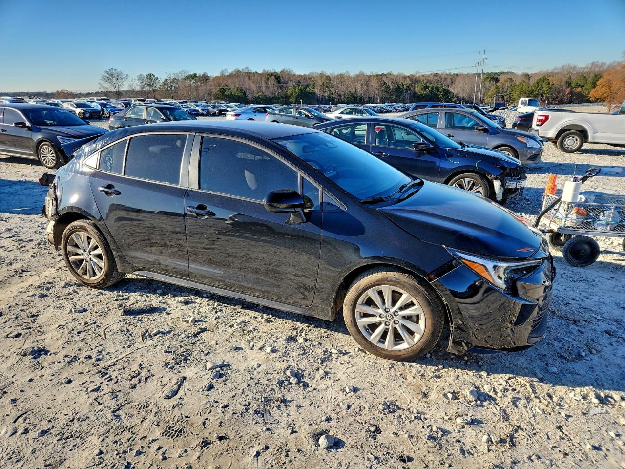 2023 TOYOTA COROLLA LE photo 13