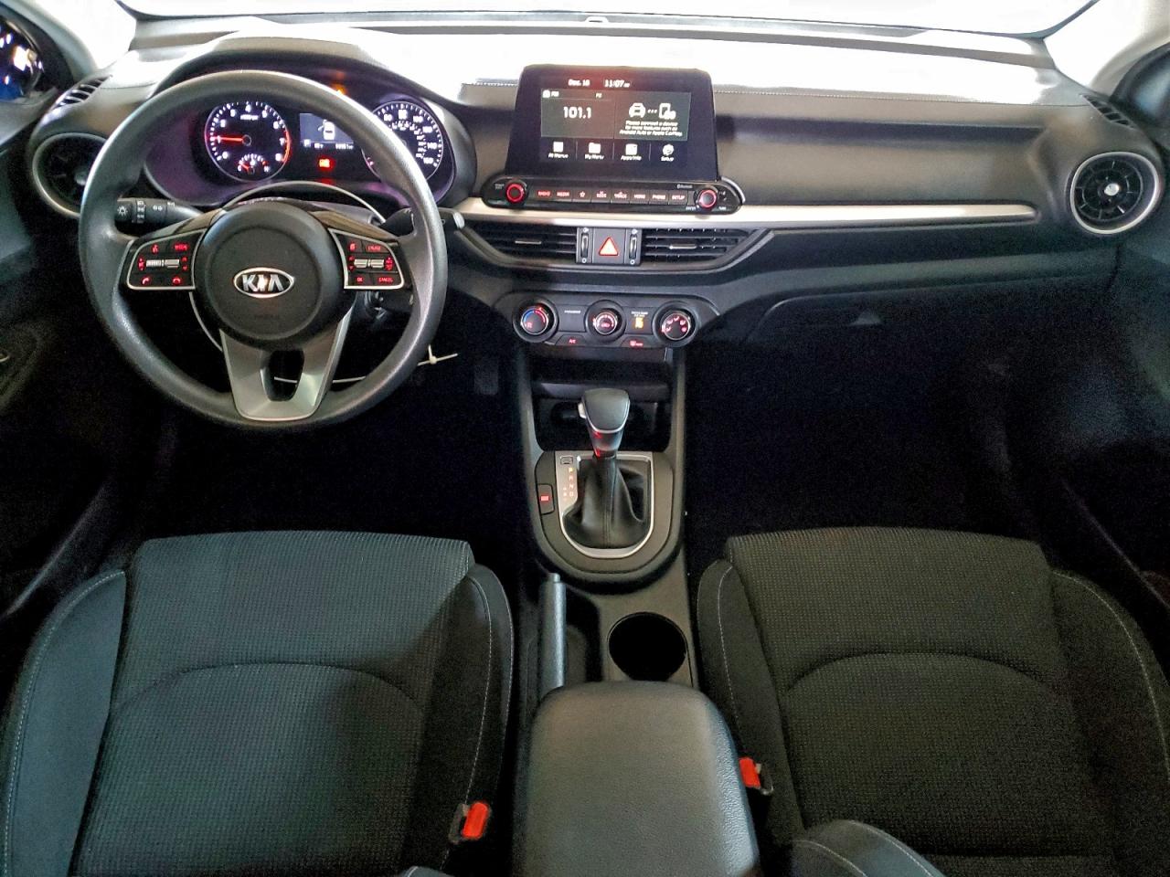 2021 KIA FORTE FE photo 15