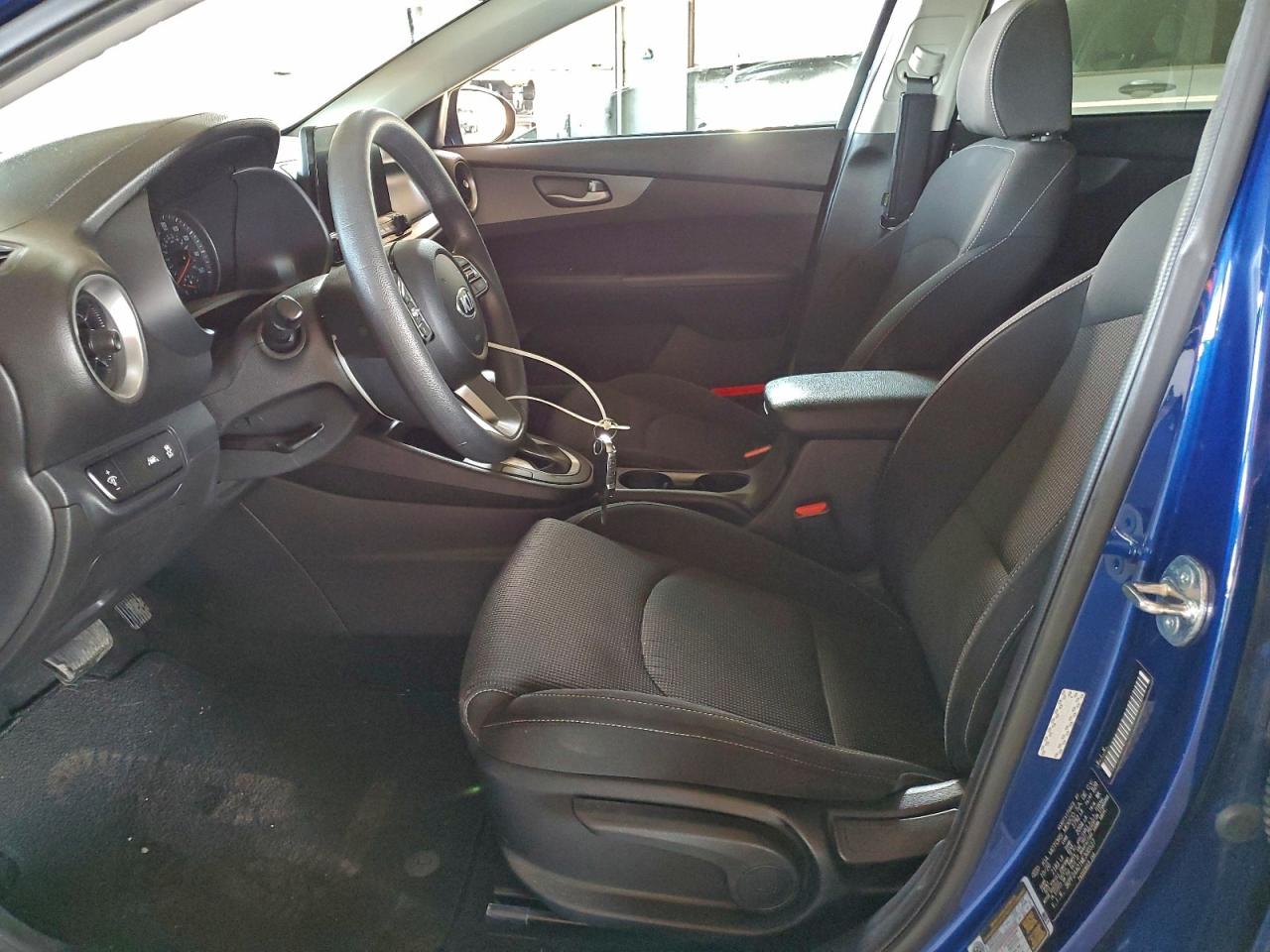 2021 KIA FORTE FE photo 13