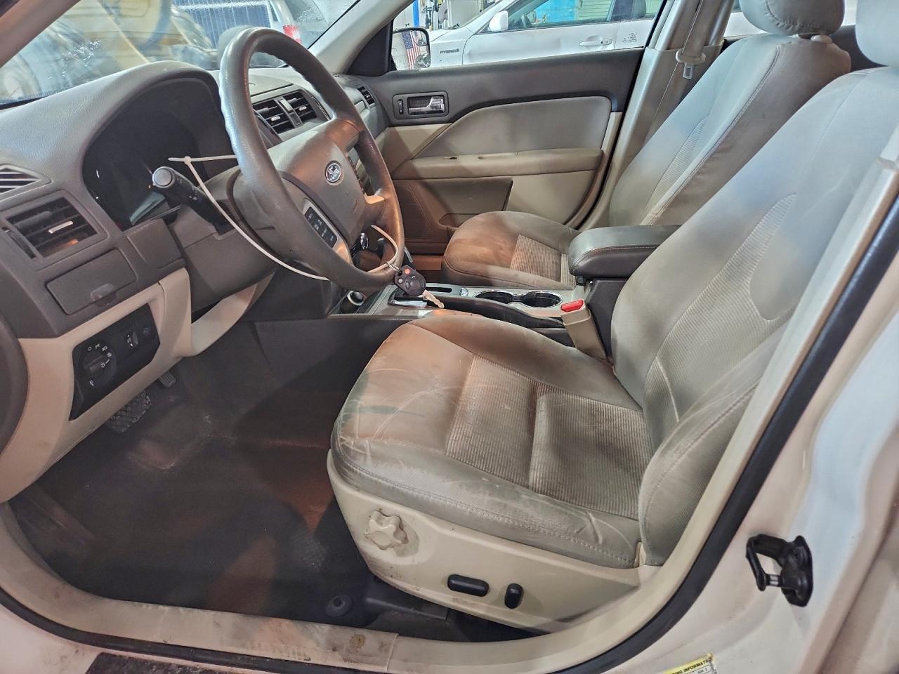 2012 FORD FUSION SE photo 13