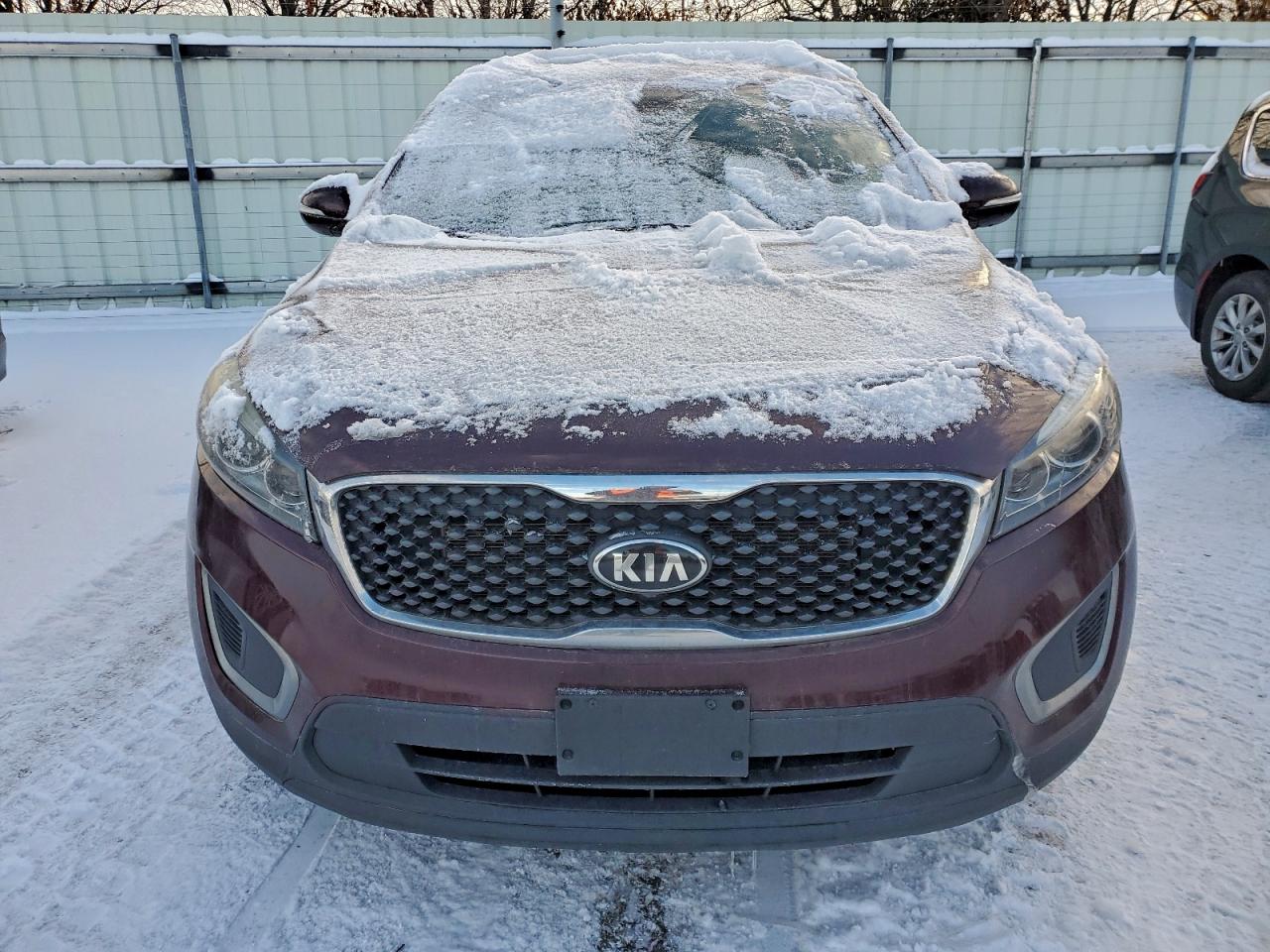 2017 KIA SORENTO LX photo 9
